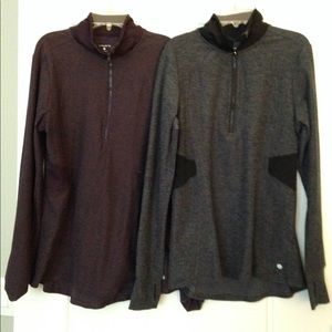 💋Bundle 2 for 20!! Zip up Sporty Tops